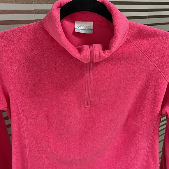 Woman’s size medium Columbia fleece pull over jacket - Picture 2 of 7
